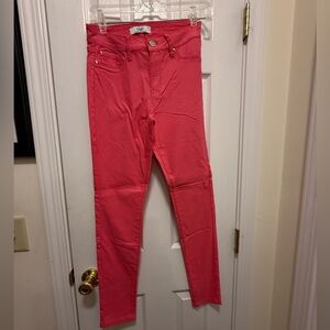 YMI Hyperstretch Mid Rise Skinny Pants NWOT medium